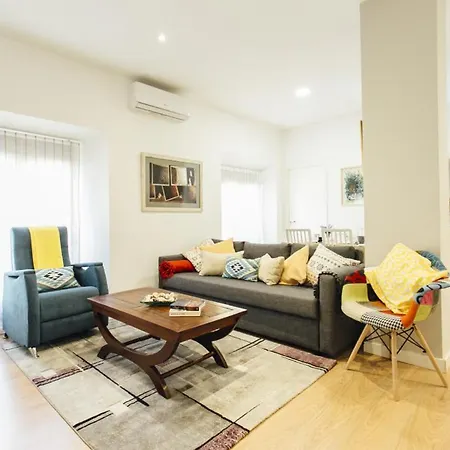 Bright And Comfortable- 2d 2b- Conde De Torrejon Apartment