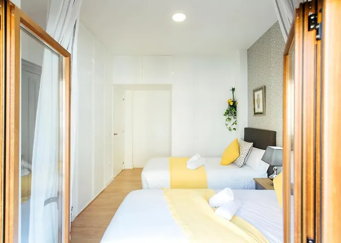 아파트 Bright Stylish 2bd 2bth - Center 세비야